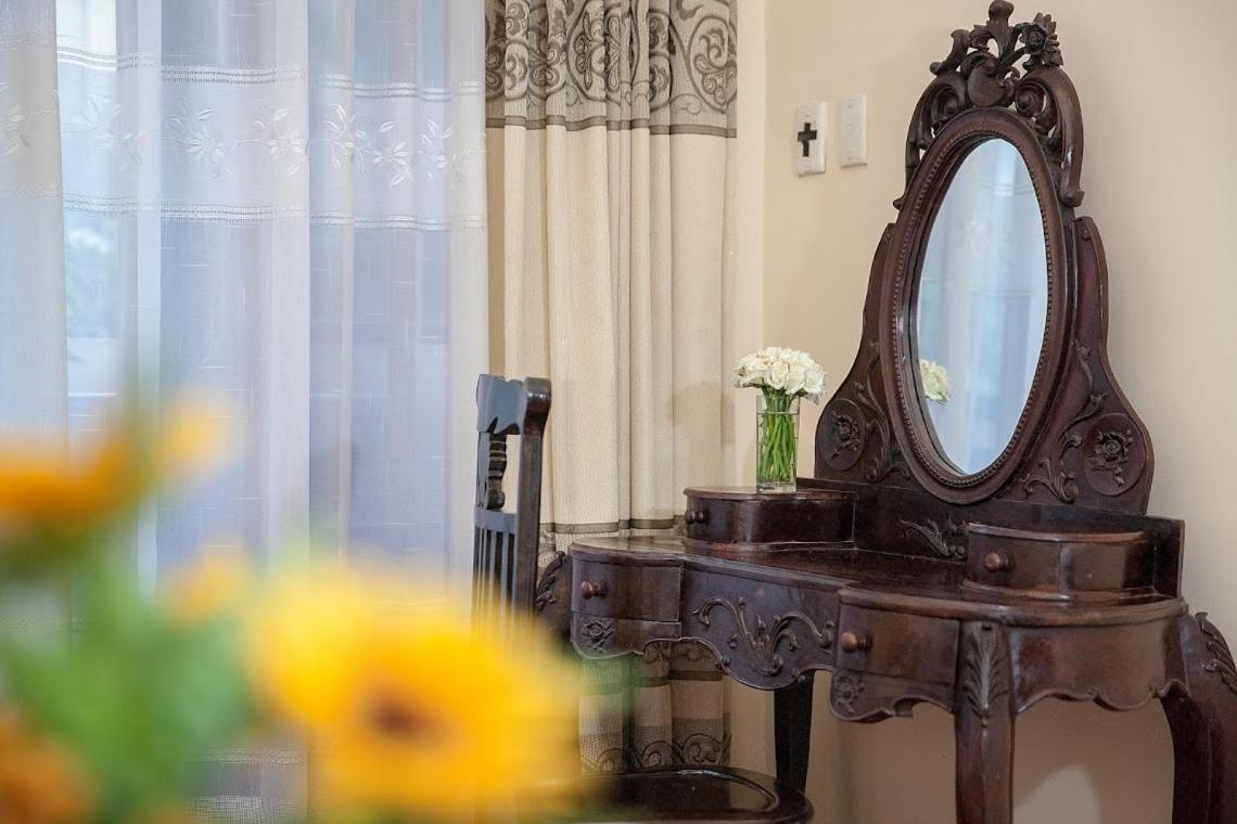 Lucky Central Hotel & Travel Hanoi Luaran gambar